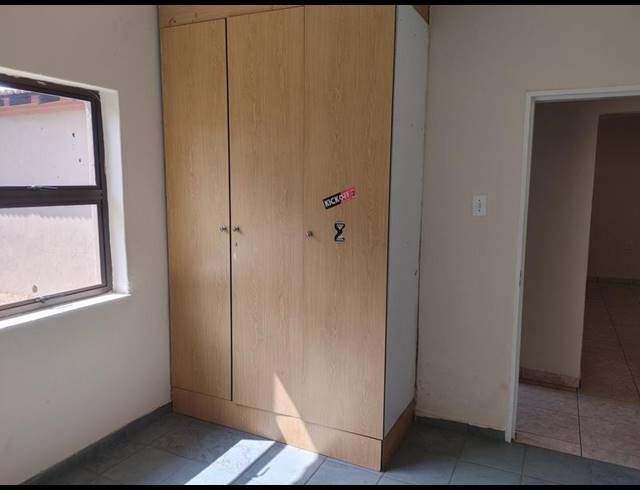 3 BEDROOM PROPERTY TO RENT IN PRESIDENT PARK